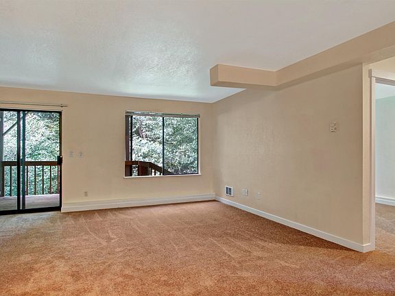 4th image of 16304 52nd Ave W APT 4