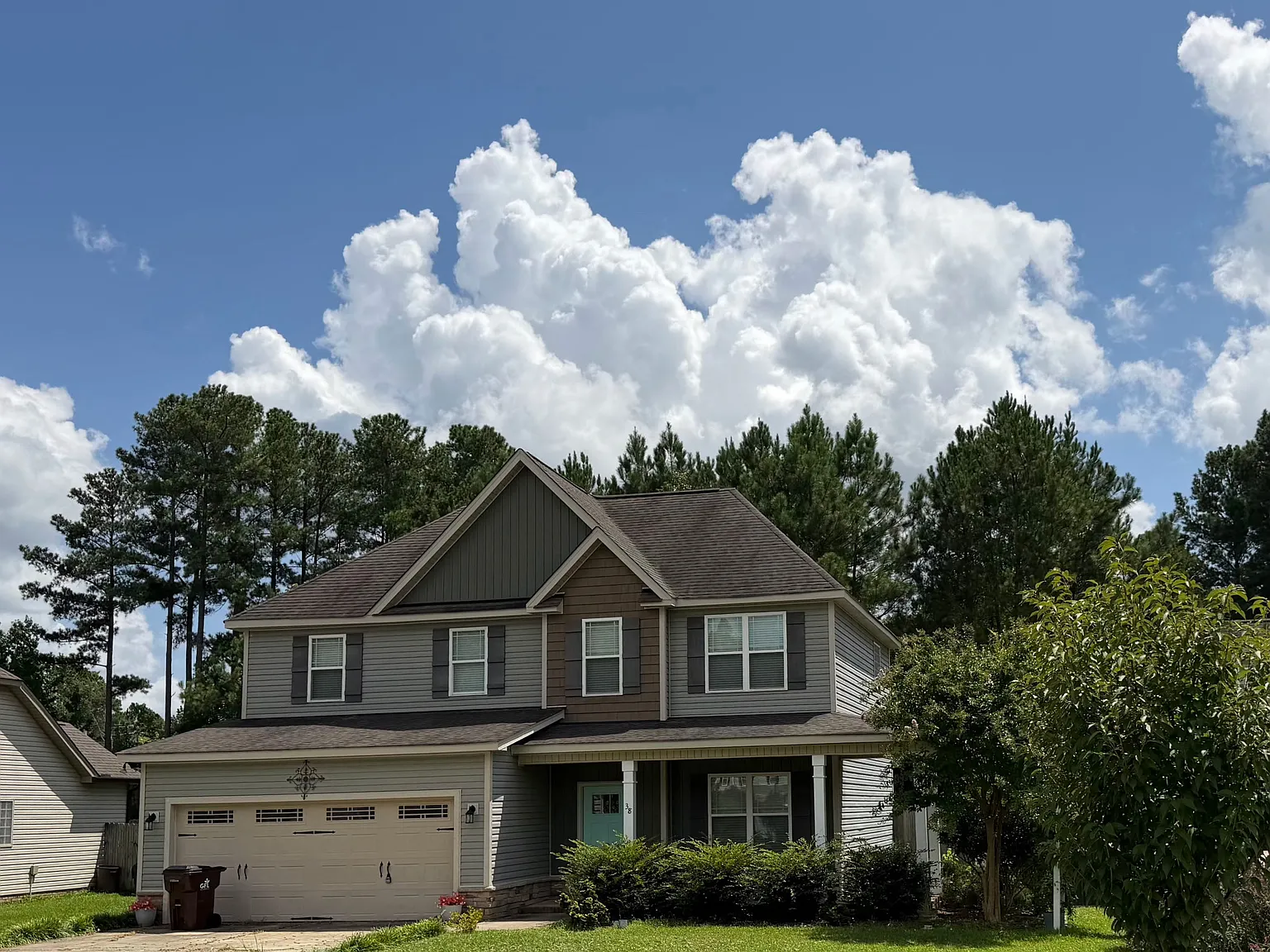 5 bed, 1883 sqft, $2,295 — Photo 1
