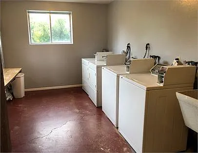 2145 McKnight Rd N #304 — Photo 5