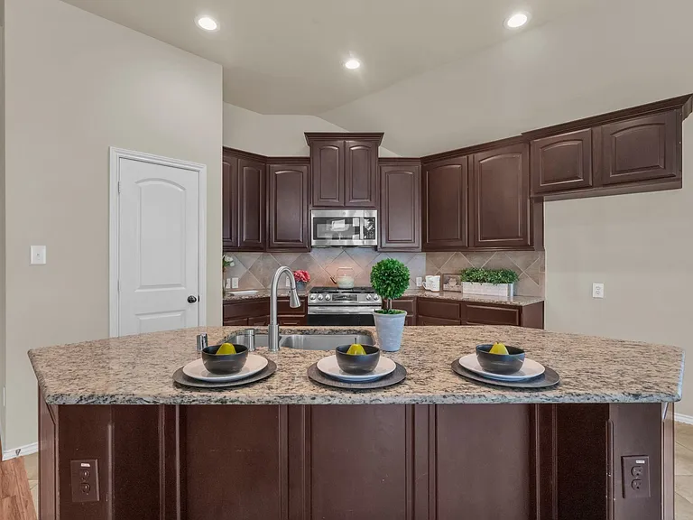 12938 Buchanan Oaks Ln — Photo 17