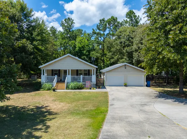 290 Hickory Oaks Ln, Cross, SC 29436