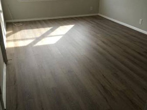 4th image of 516 N Normandie Ave #2204