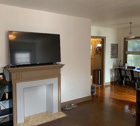 2nd image of 336 Rosebud Ave
