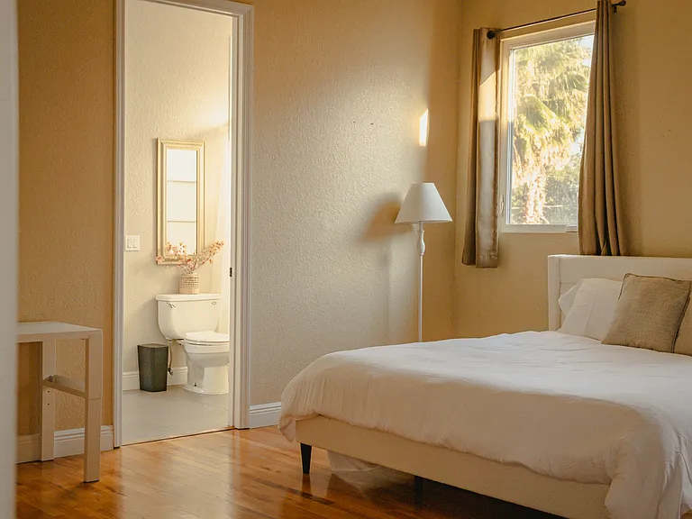 5804 N Dean Rd — Photo 9
