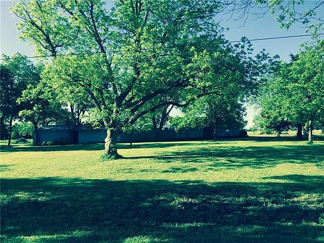 1st image of 1611 County Road 2740