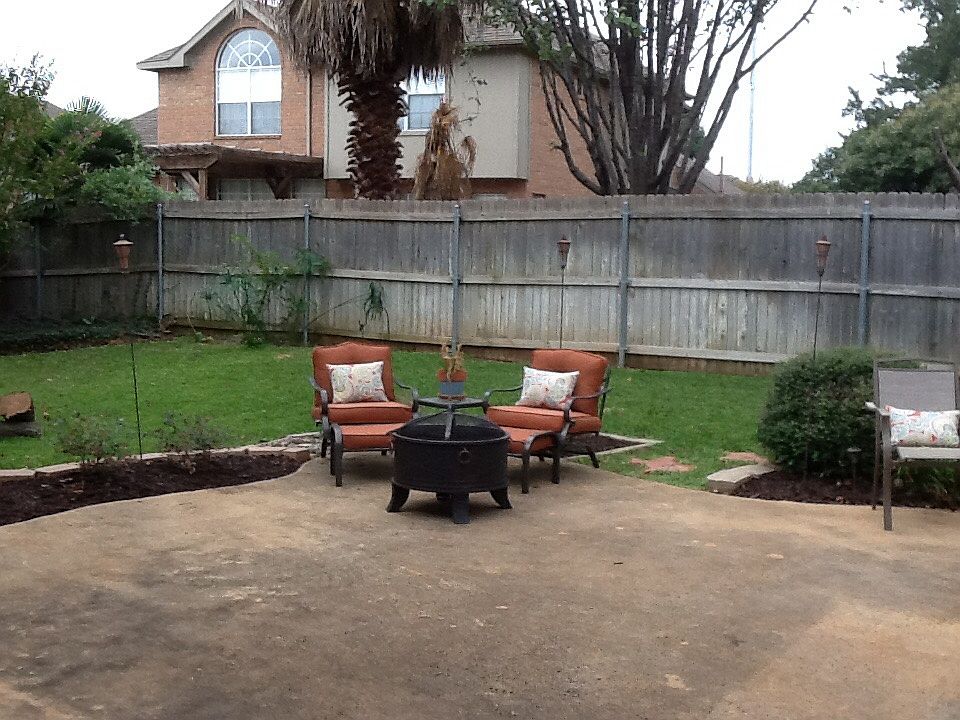 2nd image of 33 Alamosa Dr