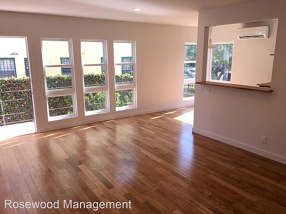 4th image of 1341 S Burnside Ave APT 4