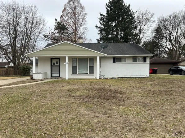 25245 Kildare St, Southfield, MI 48033