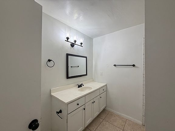 3rd image of 199 E South St APT 1