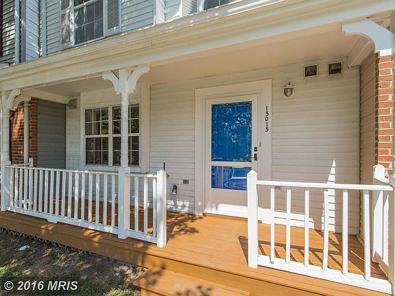 2nd image of 15015 Catalpa Ct