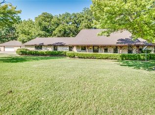 2821 Clearview Dr, Midlothian, TX 76065