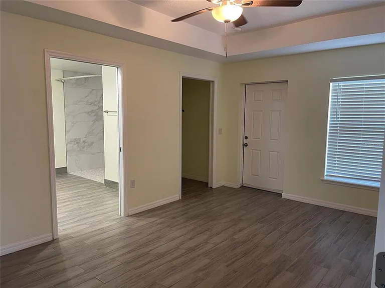 208 Missouri Ave — Photo 16