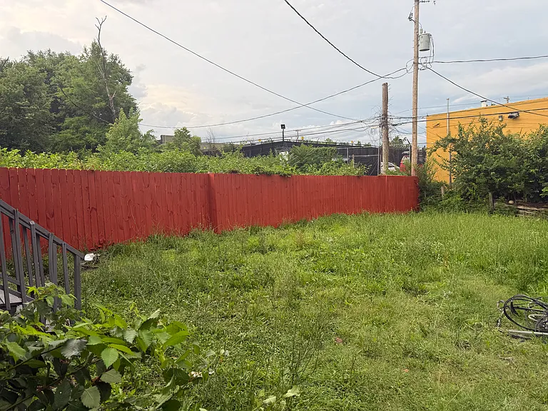 5421 Wabash Ave — Photo 8