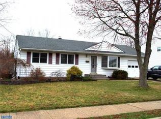 4 Shell Flower Ln, Hamilton, NJ 08690