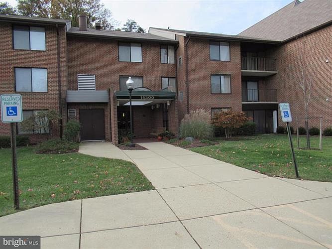 1st image of 15300 Beaverbrook Ct Unit 88-2A