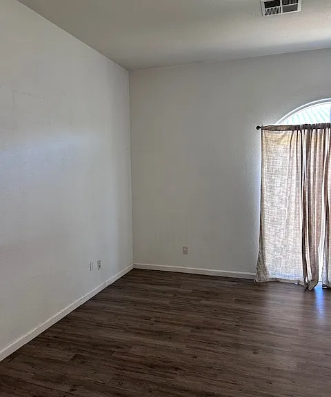 320 Murano Ct — Photo 8