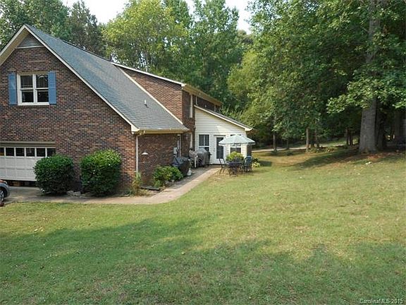 2nd image of 440 Quail Dr #96