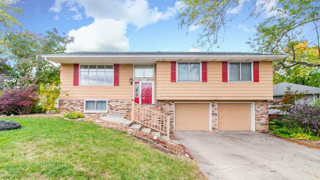 5715 W Colt Dr photo 1