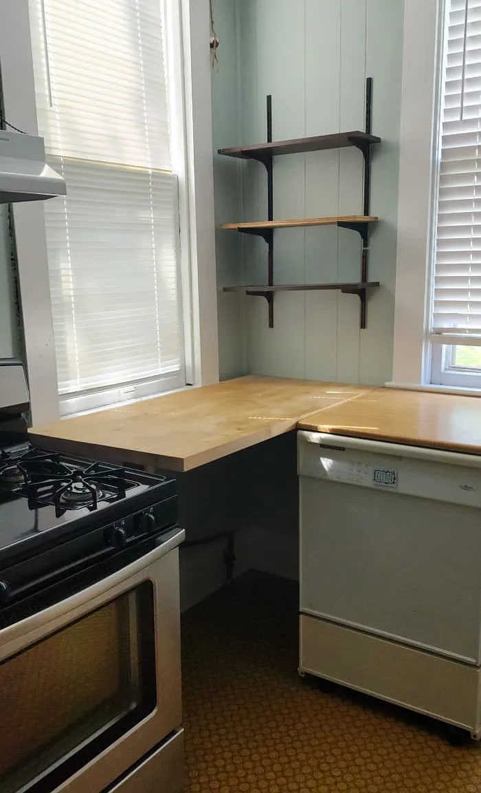 1213 E Jefferson St — Photo 4