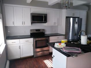 25 Emmett St #2A, Hyde Park, MA 02136