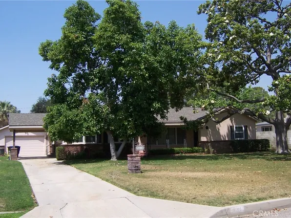 3016 Muscupiabe Dr, San Bernardino, CA 92405