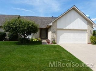 34943 Meadowlark Ln, Richmond, MI 48062