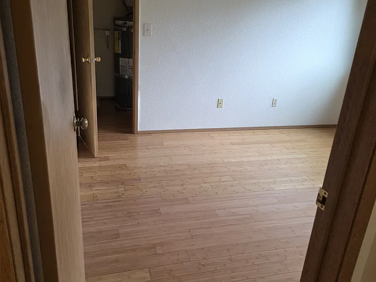 929 N 98th St #24 — Photo 16