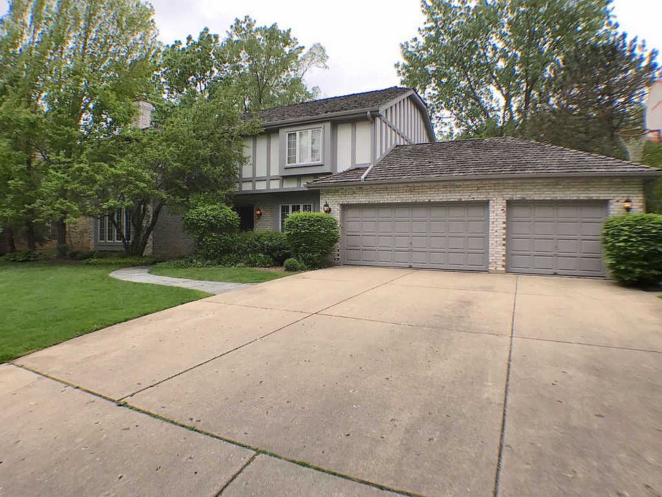 1st image of 1420 Lawrence Ave