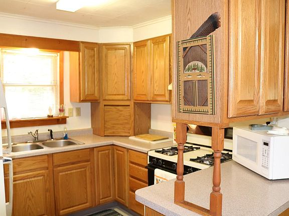 5th image of 5477 N Echo Lake Rd E #E