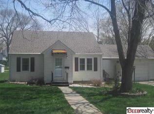 209 N Brewster Ave, Oakland, NE 68045