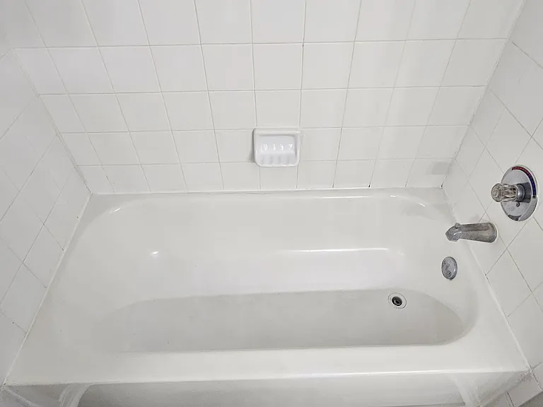 5614 Pinnacle Heights Cir #201 — Photo 13