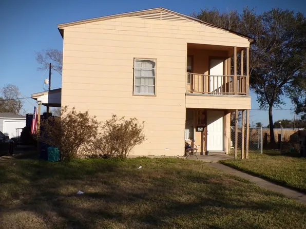 618 11th St N, Texas City, TX 77590