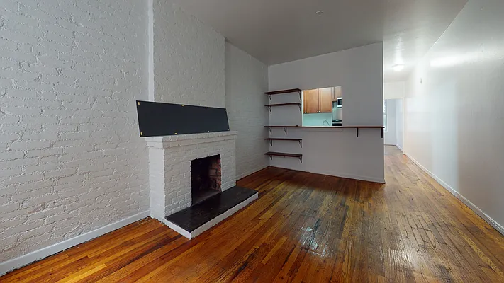 Rented by Bond New York | media 9