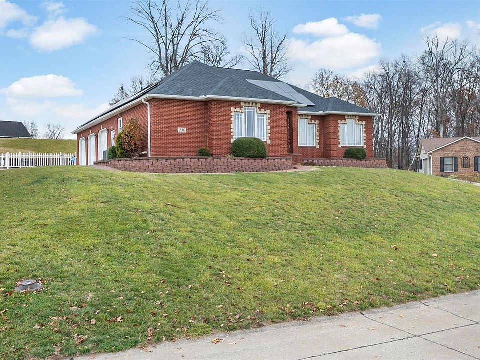 1st image of 1410 Wedgewood Dr