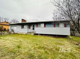2006 Powers Ave, Lewiston, ID 83501
