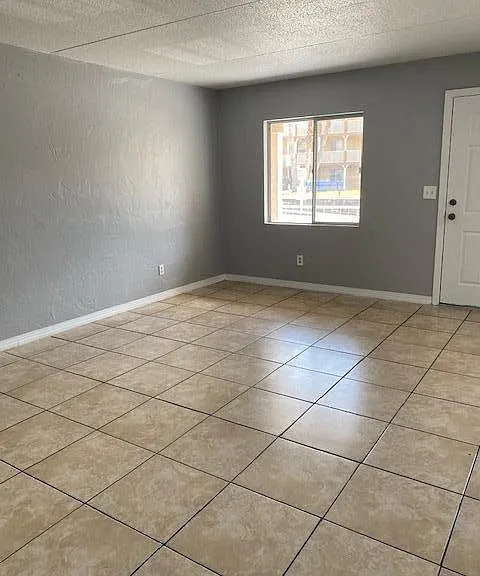 415 N Halifax Ave #111 — Photo 3