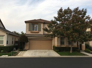 1651 Glen Kippen Ln, Clovis, CA