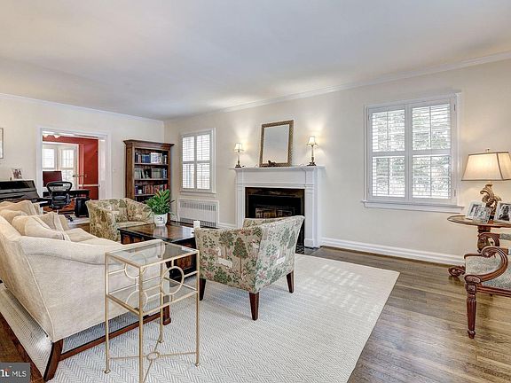 4th image of 4507 Dorset Ave