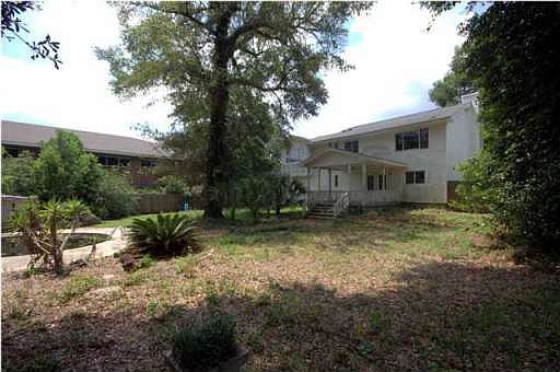 2nd image of 3460 Bayou Blvd