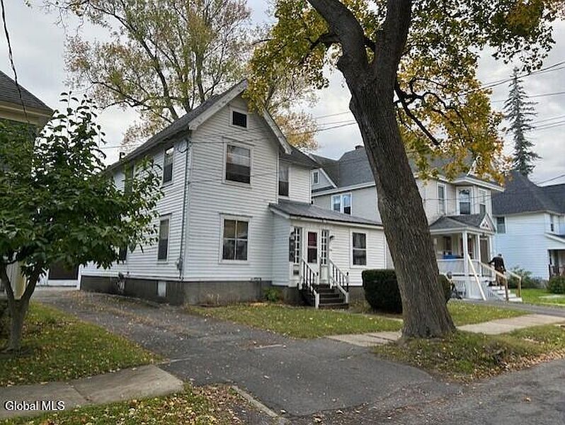 2nd image of 104 Prospect Avenue