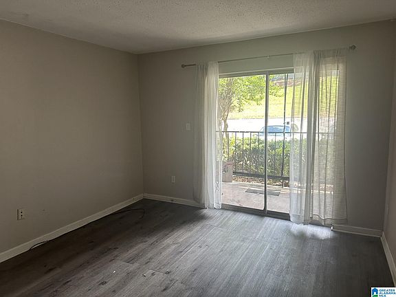 5th image of 405 Skyview Dr APT F