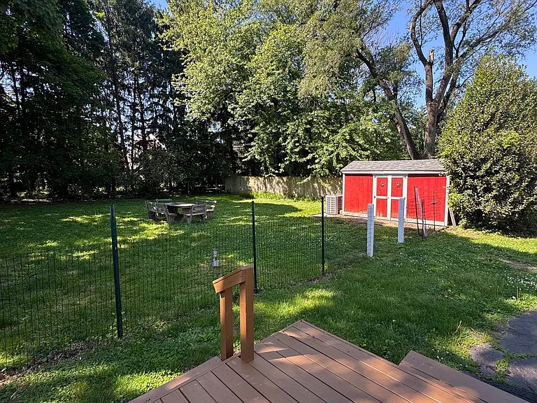 683 Knowles Ave — Photo 14