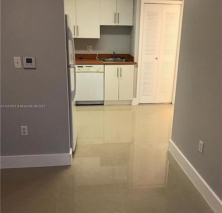 3rd image of 3410 Coral Way APT 204