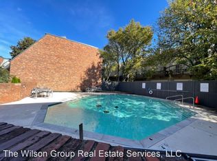 121 Hampton Pl, Nashville, TN 37215