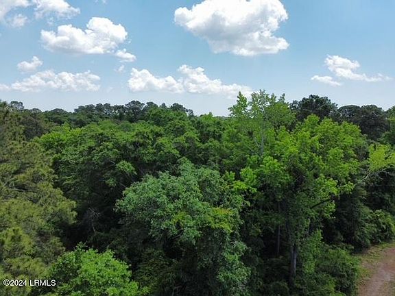 5th image of 232 Broad River Boulevard