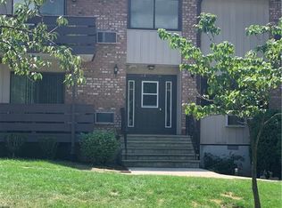 171 Sierra Vista Ln, Valley Cottage, NY 10989