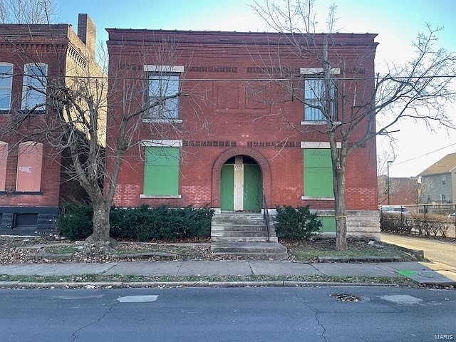 1st image of 4374 Lee Ave