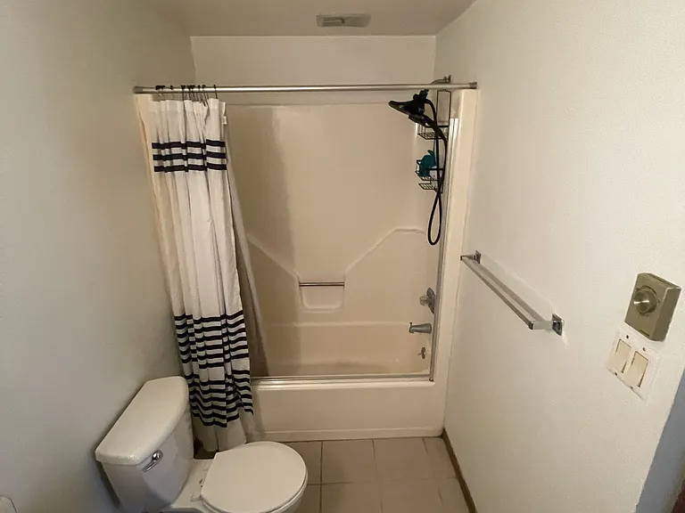 1187 S Waukechon St #8 — Photo 5
