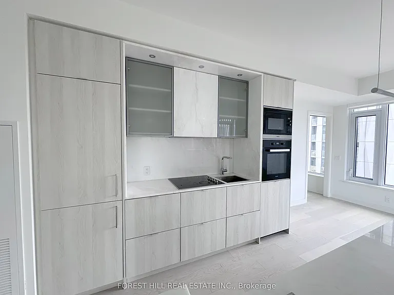 11 Yorkville Ave #3307 — Photo 7