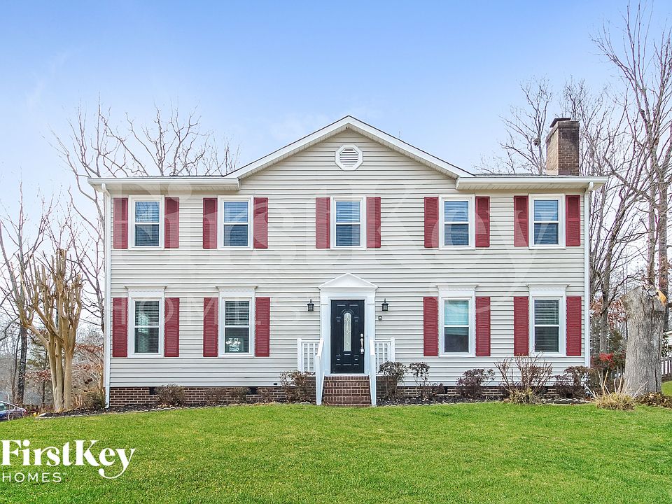 1st image of 3005 Manchester Dr